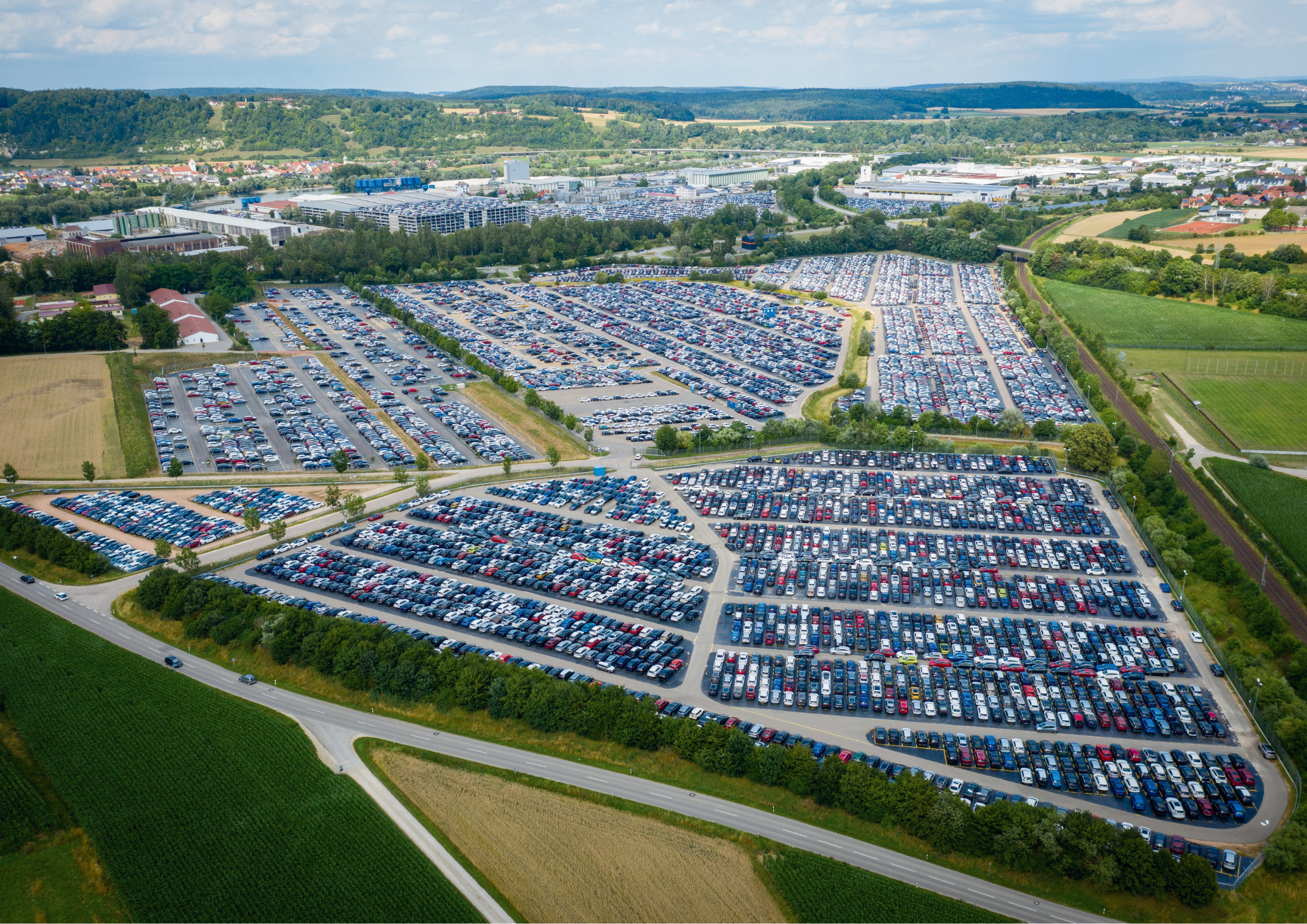 Servizi Inova Italia per costruttori e importatori auto